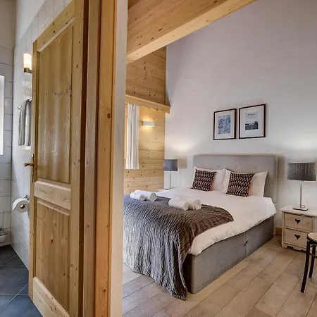 The Penthouse Matins St Laurent