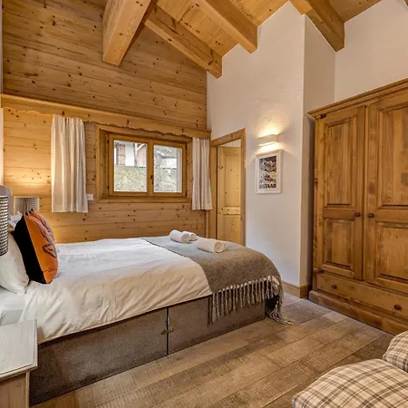 The Penthouse Matins St Laurent Апартаменты *