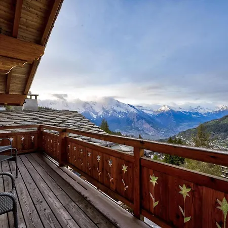 The Penthouse Matins St Laurent דירה