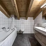 The Penthouse Matins St Laurent Apartamento