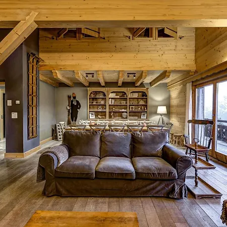 The Penthouse Matins St Laurent * لا تزوماز