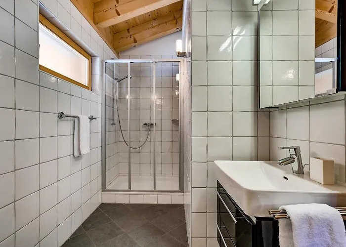 The Penthouse Matins St Laurent لا تزوماز
