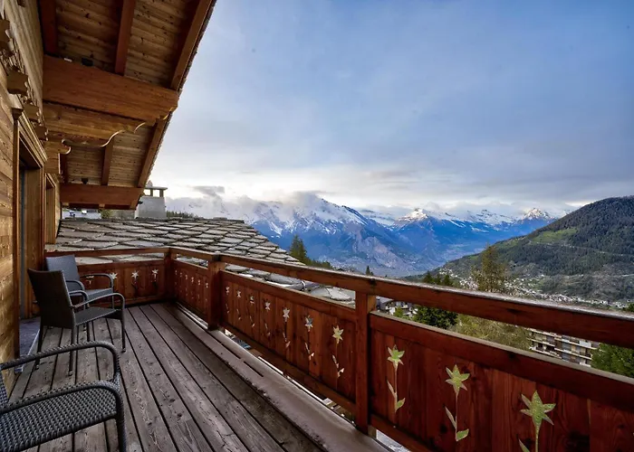 The Penthouse Matins St Laurent شقة